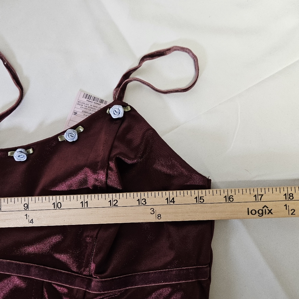 Wild Fable Small Black and Burgundy Satin‎ Camisole Tops - Picture 5 of 6